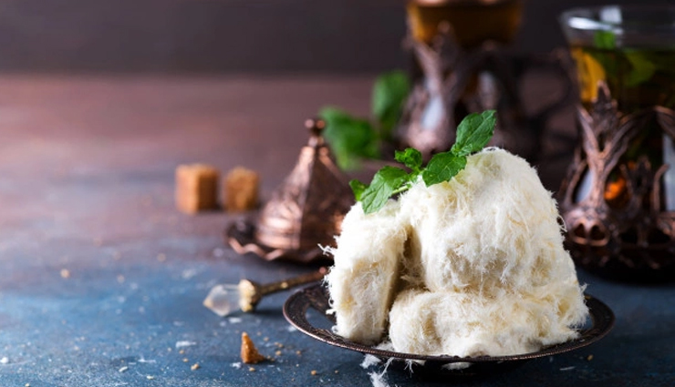 turkish dishes,turkish dishes must try,zekerpare,muhallebi,tavuk göğsü,künefe,aşure,pişmaniye