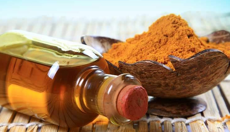 5 Amazing Health Benefits of Turmeric Essential Oil