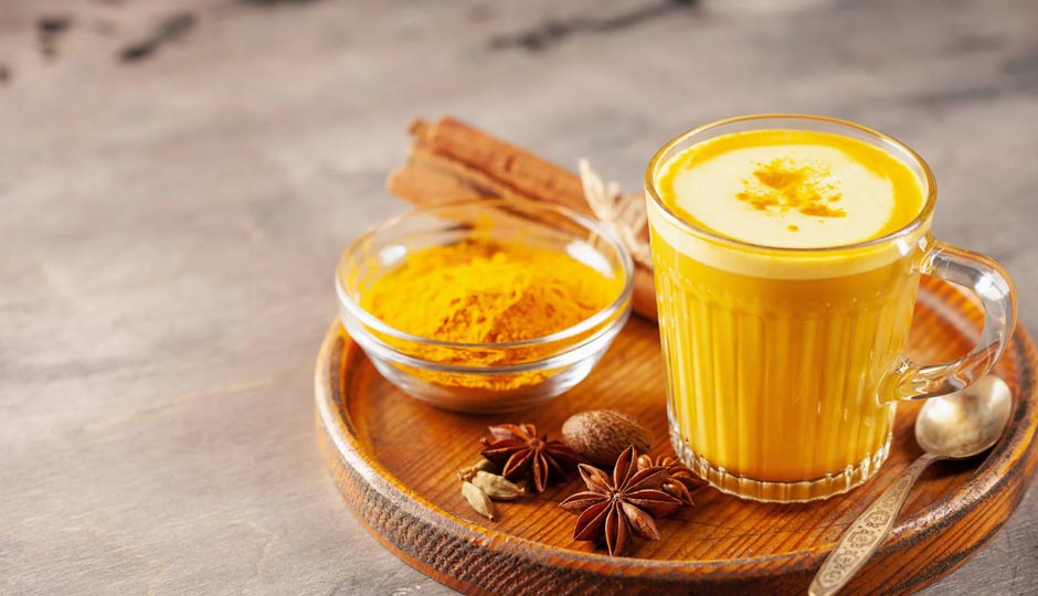 7 Amazing Health Benefits of Turmeric Milk