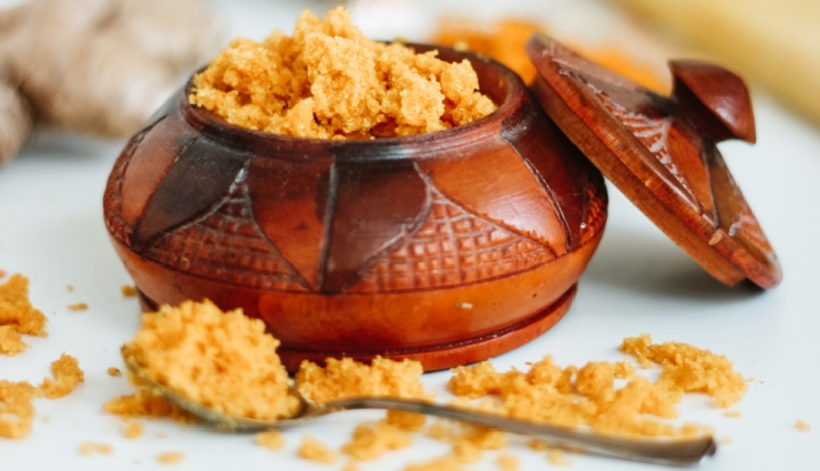 homemade body scrubs,sensitive skin care,monsoon skin care,natural body scrubs,exfoliating scrubs,body scrub recipes,remove tan naturally,reduce body acne,gentle exfoliation,monsoon skincare tips