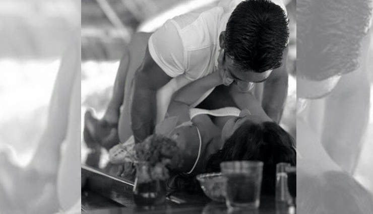 9 Tricks You Can Use To Turn a Man On