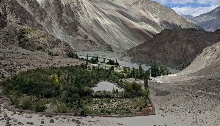 turtuk travel guide,turtuk village,turtuk tourism,turtuk holidays,turtuk travel,holidays,travel,travel tips