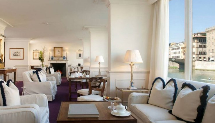 tuscany,italy,beach bars in tuscany,blanco beach bar,chioschino san niccolo,harrys bar firenze,mayday club,picteau cocktail bar