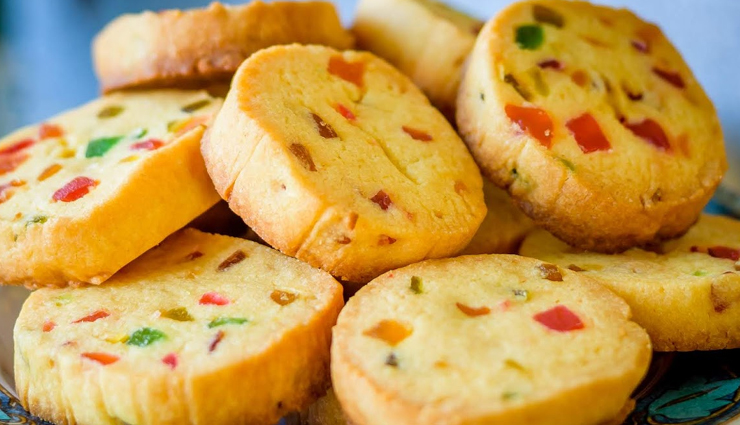 Recipe- Eggless Chocolate Tutti Frutti Cookies
