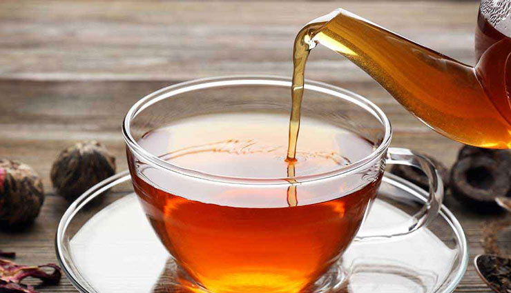 बारिश के दिनों में चाय देती हैं स्वाद के साथ सेहत भी, जानें कौनसी रहेगी आपके लिए बेस्ट 