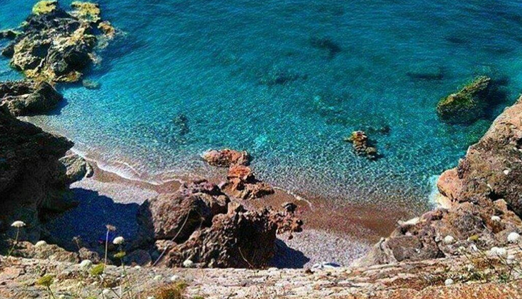 best beaches in lebanon,top beaches in lebanon,lebanon beach destinations,lebanon coastal getaways,lebanon mediterranean beaches,beaches to visit in lebanon,lebanon beach resorts,relaxing beaches in lebanon,family-friendly beaches in lebanon,beach vacations in lebanon