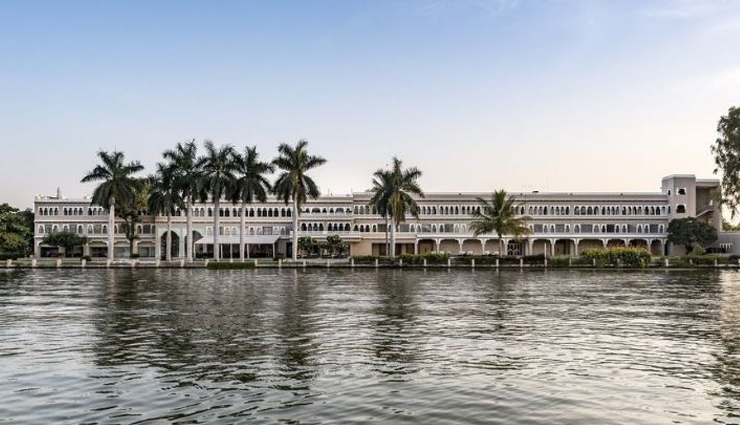 udaipur,lakes to visit in udaipur,fateh sagar lake,udaisagar lake,lake pichola,rajsamand lake,jaisamand lake,dudh talai,swaroop sagar lake