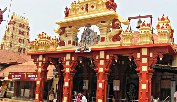 janmashtami special krishna temples,best krishna temples in india,famous temples to visit on janmashtami,krishna temples for janmashtami,janmashtami celebration places in india,top krishna temples in india,janmashtami pilgrimage destinations,krishna temples to visit on janmashtami,iconic krishna temples in india,janmashtami travel guide india