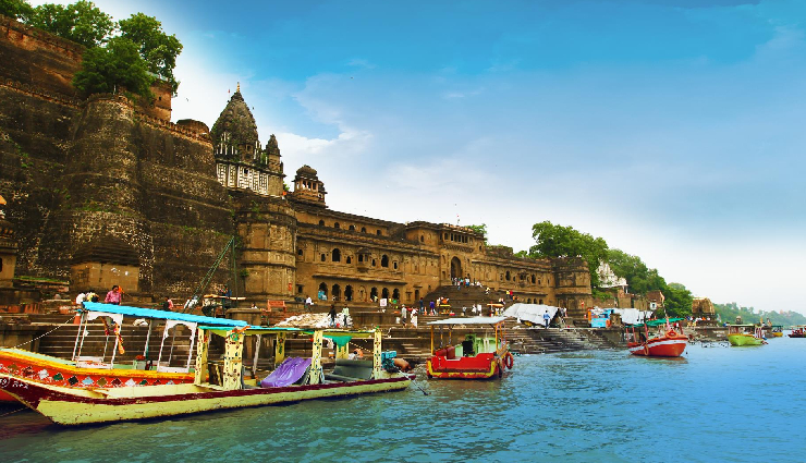 famous pilgrimage places in madhya pradesh,pilgrimage sites madhya pradesh,sacred places to visit in madhya pradesh,top religious destinations madhya pradesh,ujjain pilgrimage,orchha temple visit,maheshwar omkareshwar temples,amarkantak holy sites,chitrakoot pilgrimage attractions,burhanpur spiritual sites,sonagiri jain temples,bawangaja barwani pilgrimage,sonkatch pushpagiri temples,sanchi buddhist relics,madhya pradesh sacred locations,religious tourism madhya pradesh