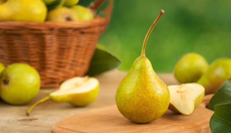 10 effective home remedies for stomach ulcers,best natural ways to cure stomach ulcers,how to relieve stomach ulcer symptoms at home,stomach ulcer treatment using natural remedies,home remedies to soothe stomach ulcer pain