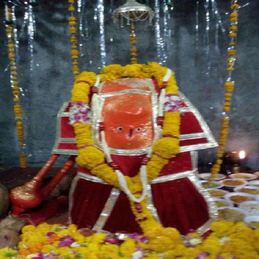 valuated hanuman ji idol is worshiped,weird temple
