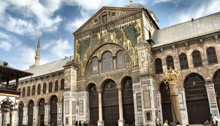 most beautiful mosques to visit,stunning mosques around the world,exquisite places of worship: beautiful mosques,must-see mosques with breathtaking beauty,visiting the world most gorgeous mosques,exploring the beauty of iconic mosques,traveling to stunning mosques worldwide,mesmerizing architectural wonders: beautiful mosques,touring the world most picturesque mosques,mosque tourism: experiencing beauty in places of worship