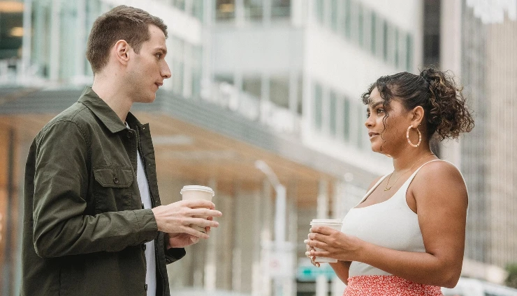 why women prefer public dates,dating safety tips for women,dating from a woman’s perspective,public meeting on first date,women’s safety while dating,dating app safety tips,why women are cautious on dates,risks women face while dating,dating etiquette for men,how to make women feel safe on a date