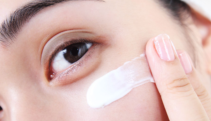 diy witch hazel for skin,diy witch hazel for hair,witch hazel skincare,witch hazel hair care,natural toner with witch hazel,witch hazel acne treatment,witch hazel scalp soother,witch hazel face mist,diy hair rinse with witch hazel,benefits of witch hazel for hair and skin