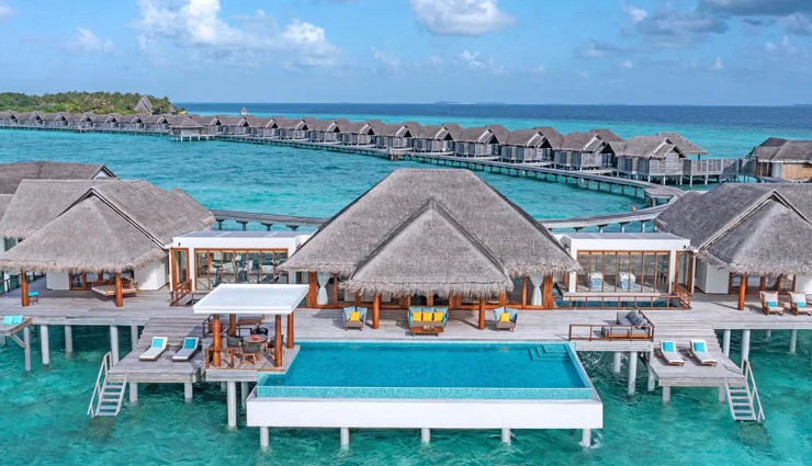 under water hotels in the world,per aquum huvafen fushi,maldives,per aquum niyama,world resort,sentosa,singapore,atlantis the palm dubai,uae,manta resort zanzibar,tanzania,anantara kihavah villas