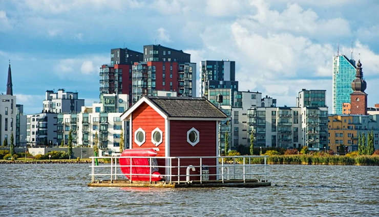 under water hotels,travel,holidays,tourism