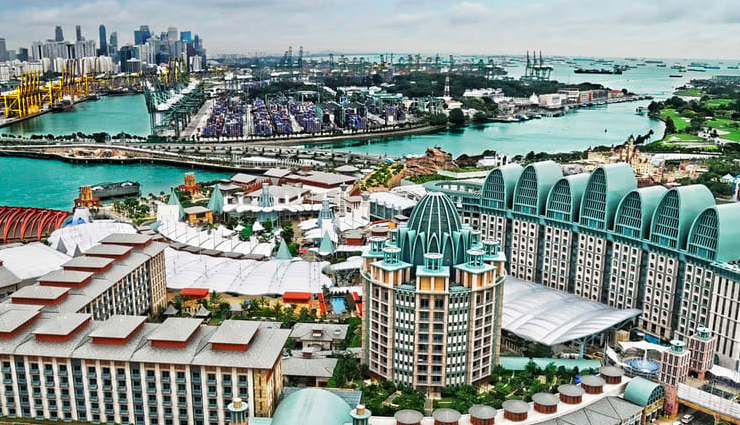 visit these under water hotels,holidays,travel