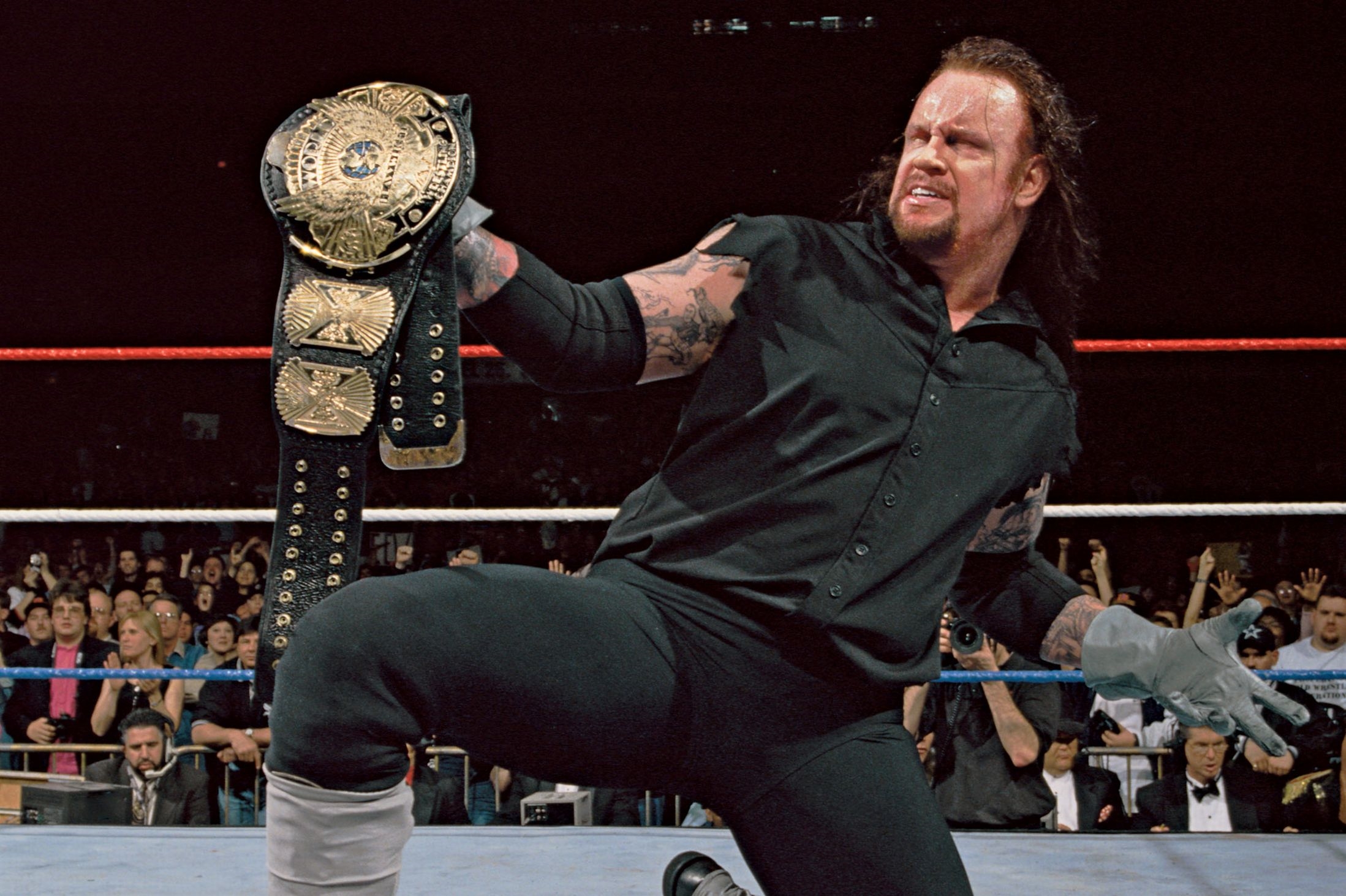 undertaker bids  goodbye to ring,undertaker,wrestle mania,wrestling