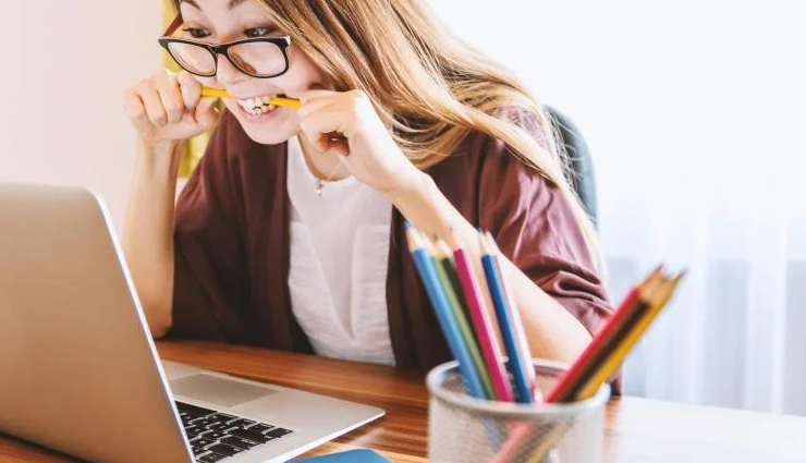 unfriending on social media,how to unfriend someone on facebook,blocking someone on social media,managing social media contacts,ending social media connections,deleting friends on social media,how to remove someone from your social media network,decluttering social media contacts,managing social media privacy,best practices for unfriending on social media