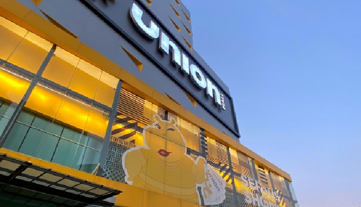 thailand shopping hotspots,best places to shop in thailand,thai shopping experiences,unique markets in thailand,top shopping streets in thailand,boutique shopping in thailand,trendy malls in thailand,traditional markets in thailand,night markets in thailand,souvenir shopping in thailand,bangkok shopping districts,luxury shopping in thailand,affordable shopping in thailand,street markets in thailand,thailand shopping guide