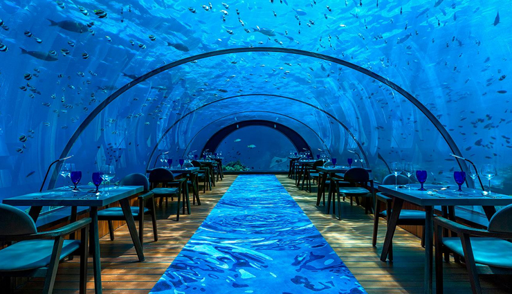 unique restaurants,unique restaurants in the world,underwater restaurant,lunch on a hot-air balloon,restaurant hanging from a cliff,treehouse restaurant,cave restaurant,dinner in the sky