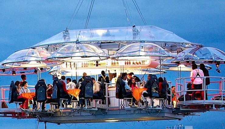 unique restaurants,unique restaurants in the world,underwater restaurant,lunch on a hot-air balloon,restaurant hanging from a cliff,treehouse restaurant,cave restaurant,dinner in the sky