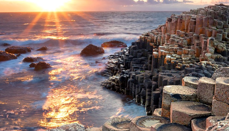 united kingdom,places to visit in united kingdom,tourist attractions in united kingdom,edinburgh,bournemouth,windsor,belfast,giants causeway,scottish highlands