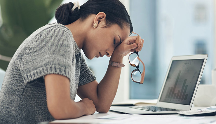 reduce risk of silent heart attack,silent heart attack prevention,heart health tips,nighttime habits for heart health,prevent heart disease naturally,silent heart attack symptoms,lifestyle changes for heart health,tips to prevent heart attack,poor sleep and heart health,reduce risk of heart disease,avoid silent heart attack