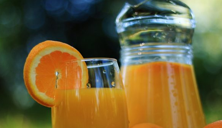 foods to avoid during monsoon season,monsoon season food precautions,foods to skip in rainy season,unsafe foods for monsoon,street food risks during monsoon,leafy greens and monsoon season,raw salads and monsoon food safety,seafood dangers in rainy season,fried and oily foods during monsoon,dairy products and monsoon food hygiene