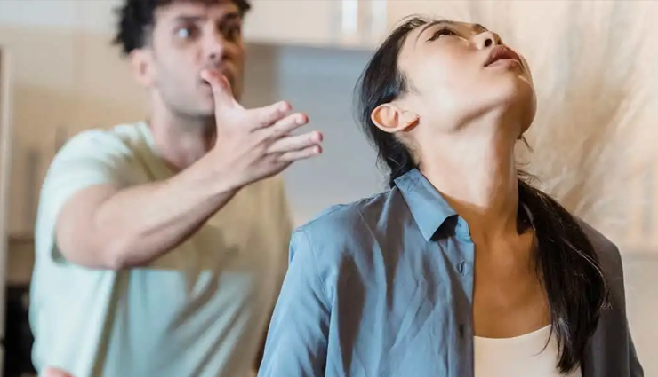 relationship disconnection signs,signs of growing disconnection in a relationship,communication breakdown in relationships,diminished intimacy indicators,lack of personal disclosure in relationships,absence of shared happiness in relationships,sensation of being strangers in a relationship,emotional distance in relationships,recurring unresolved conflicts in relationships,feeling neglected in a relationship,escalation in arguments and disagreements in relationships,recognizing signs of disconnection in love,overcoming relationship disconnect,repairing emotional distance in relationships,strategies for reconnecting in a relationship