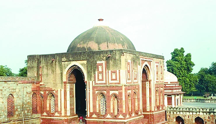 qutub minar,interesting facts about qutub minar,holidays,travel,tourism