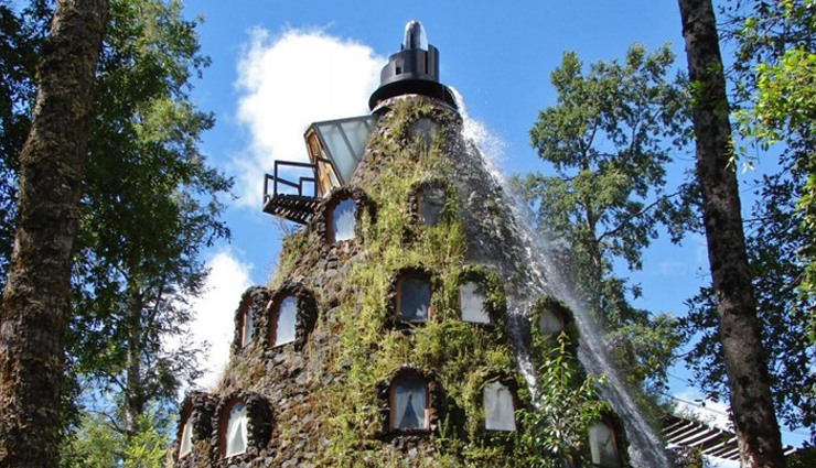 quirky hotels around the world,unusual hotels around the world,sleep in a ufo,tree pods in cornwall,dog bark park inn,volcano hotel,book a sandcastle