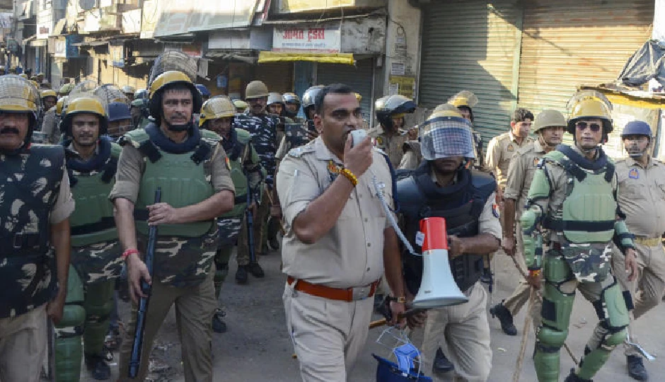 आई लव मोहम्मद विवाद: बरेली के बाद संभल, मेरठ और सहारनपुर में हाई अलर्ट, सुरक्षा के लिए PAC-RRF तैनात