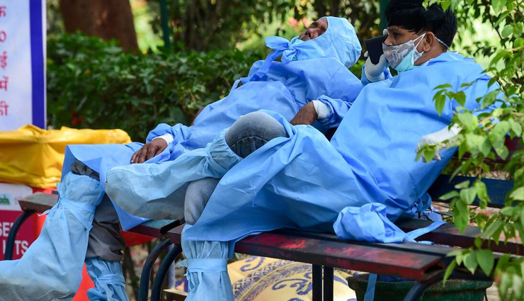 UP News: धीमी पड़ी कोरोना की रफ्तार, 24 घंटे में मिले 20,463 नए मरीज, 29,358 हुए ठीक; 306 की मौत