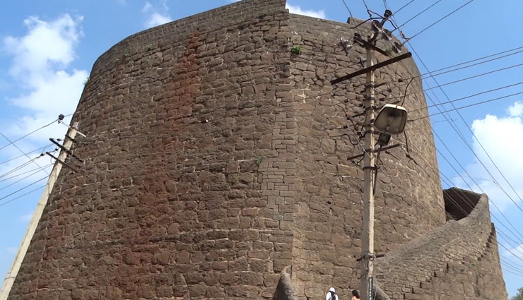 bijapur,tourist places to visit in bijapur,bijapur travel,bijapur holidays