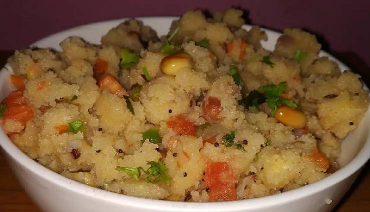ब्रेकफास्ट के लिए शानदार चोइस है उपमा, चुटकियों में तैयार हो जाती है ये साउथ इंडियन डिश #Recipe