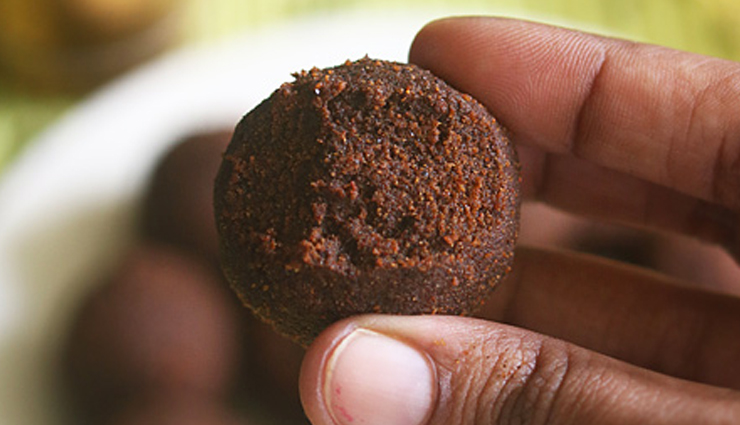 urad dal ladoo,winters recipe,ladoo recipe,Indian Recipe