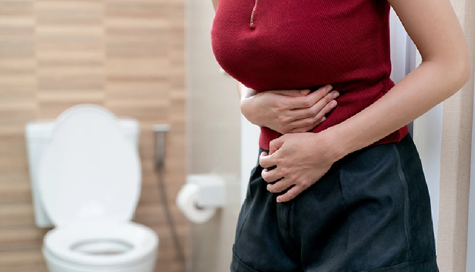 पानी पीते ही बार-बार टॉयलेट जाने लगते हैं? जानिए यह आम आदत किसी गंभीर बीमारी का संकेत तो नहीं!