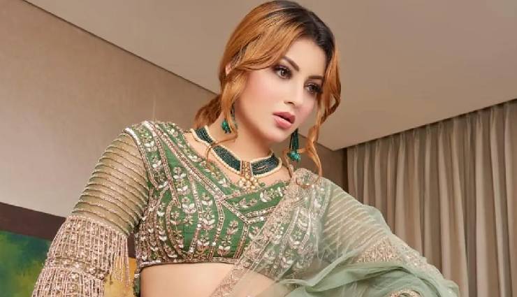 ऋषभ पंत के बाद अब उर्वशी रौतेला का इस खिलाड़ी पर आया दिल, एक्ट्रेस ने ये फोटो शेयर कर रिश्ते पर लगाई मोहर