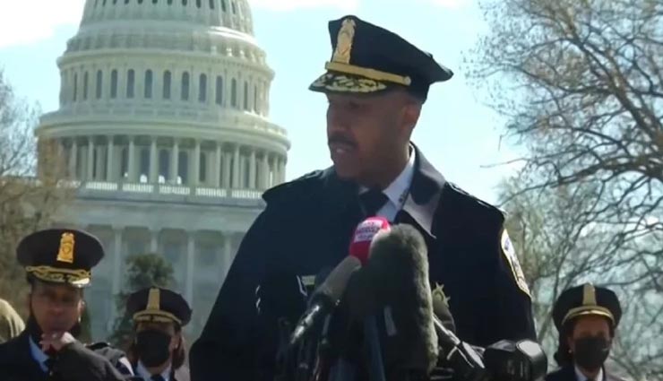 अमेरिका : अमेरिकी संसद भवन के बाहर कार के कुचलने से पुलिस अधिकारी की मौत, हैरिस ने जताया दुख