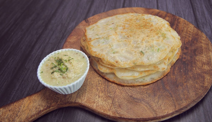 Navratri Recipe- Soft and Fluffy Sabudana Uttapam
