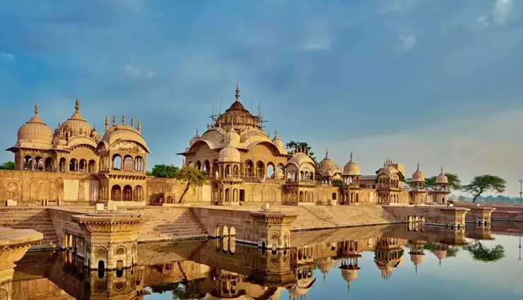 uttar pradesh,places to visit in uttar pradesh,ayodhya,mathura,vrindavan,agra,fatehpur sikri,chitrakoot,deogarh,varanasi,sarnath,kushinagar