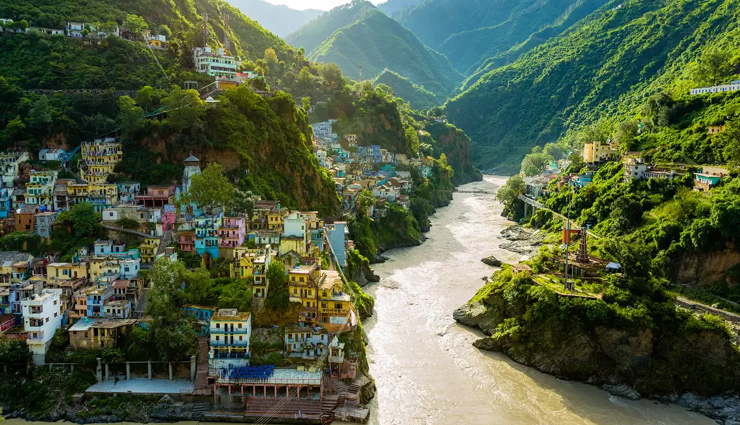 दिलकश नजारों का दीदार कराएंगे उत्तराखंड के पहाड़ों में बसे ये 10 बेहद खूबसूरत जगहें