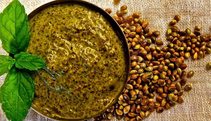 dishes of uttarakhand,uttarakhand,kafuli,bhang ki chutney,garhwal ka fannah,phaanu,baadi,kandalee ka saag