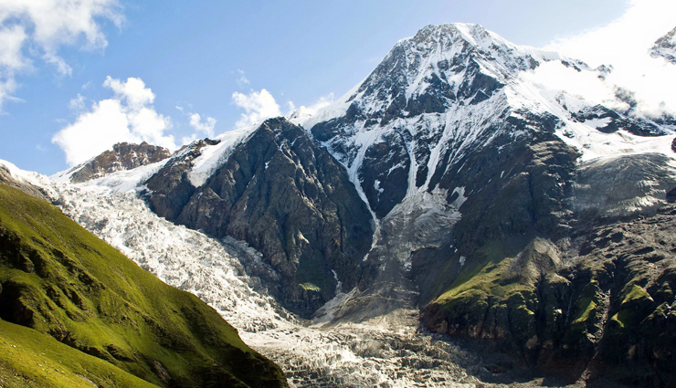 uttarakhand,glaciers in uttarakhand,places to visit in uttarakhand,gangotri glacier,yamunotri glacier,bandarpunch glacier,pindari glacier,kafni glacier,nanda devi group of glaciers,khatling glacier,doonagiri glacier,satopanth glacier