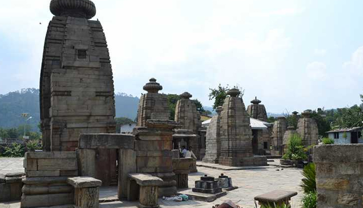 uttarakhand,monuments to visit in uttarakhand,badrinath,jagatram,sitabani temple,katarmal sun temple,almora,patal bhuvaneshwar,baijnath temple,pandukeshwar temples,rudranath temple