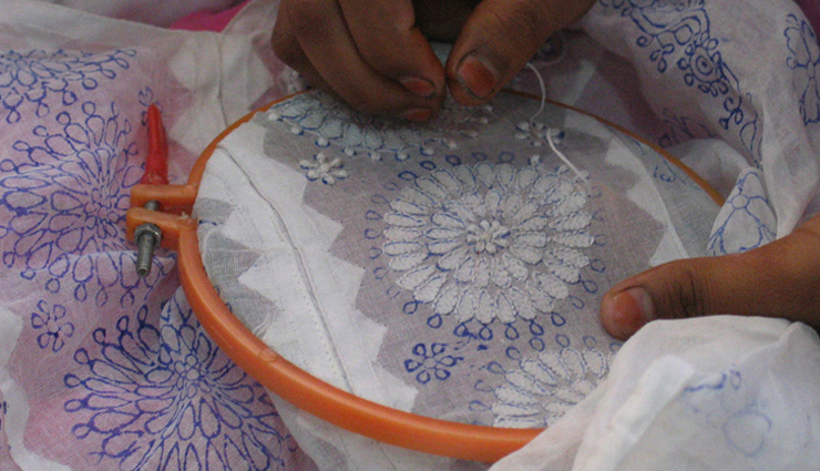 uttar pradesh,famous handicrafts of uttar pradesh,chikankari embroidery,varanasi brocade sarees,stonecraft,carpet weaving,brassware,glassware