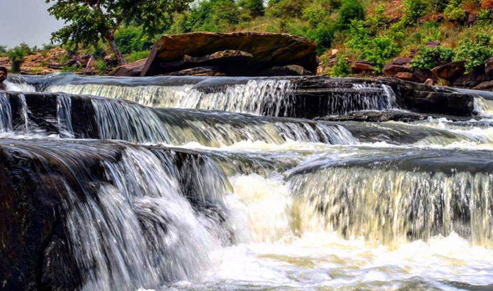 famous waterfalls of uttar pradesh,holiday,travel,tourism,uttar pradesh tourism,tourist places in uttar pradesh