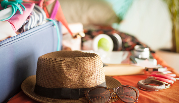 Heading for vacation, Don't Forget To Pack These Clothes

