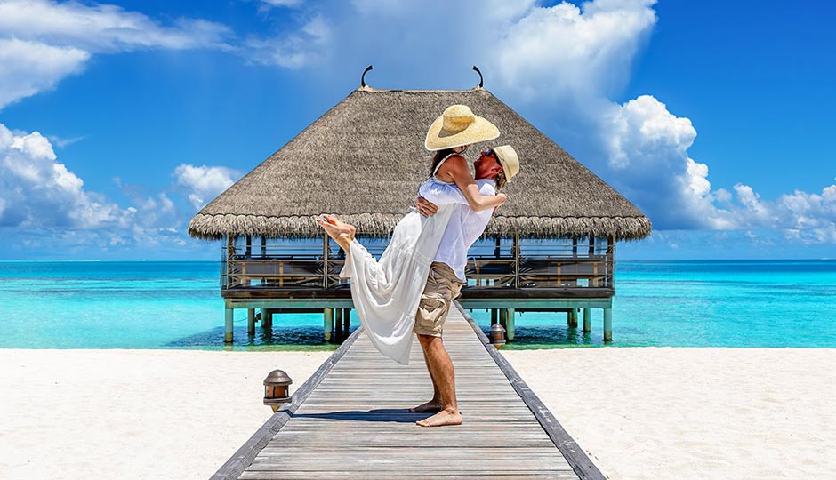10 Ways To Handle Vacation Romance